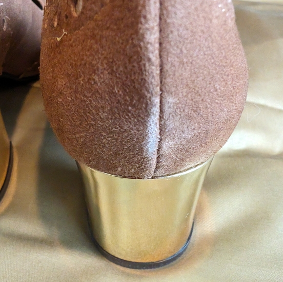 Daniela Shoes suede golden block heels - Picture 4 of 7